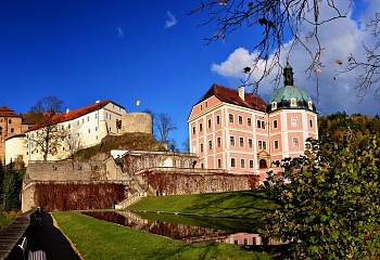 Hrad a zámek Bečov nad Teplou