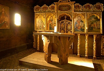 Dřevěný kostel v Dobříkově