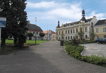 Rovensko pod Troskami