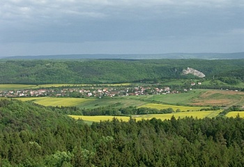 Vráž