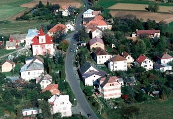 Bystré