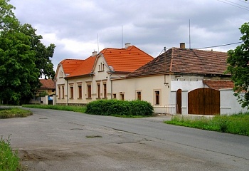 Chrášťany