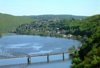 Trnová