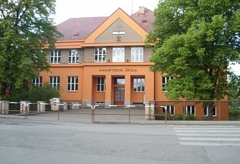 Komárov