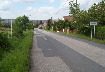 Komárov