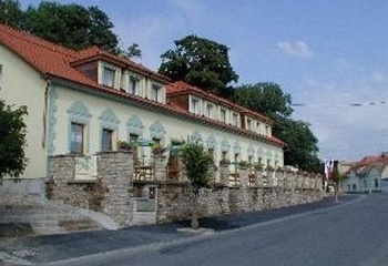 Mochov