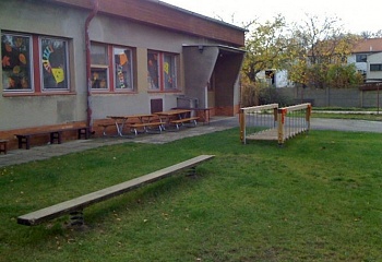 Mochov