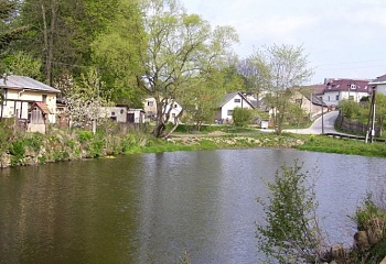Otín