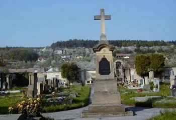 Podhorní Újezd a Vojice