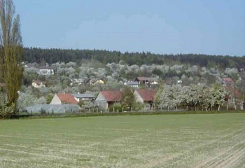 Podhorní Újezd a Vojice