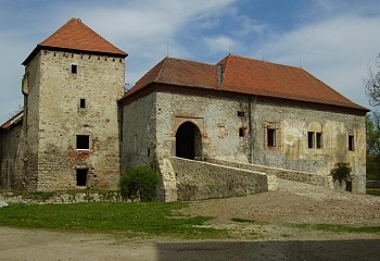 Kestřany