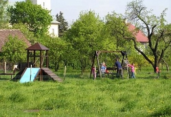 Roštění