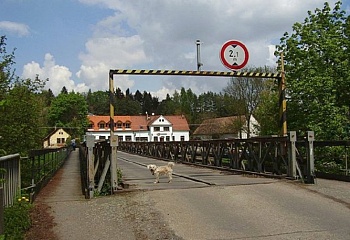 Lštění