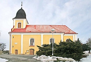 Ostřetín