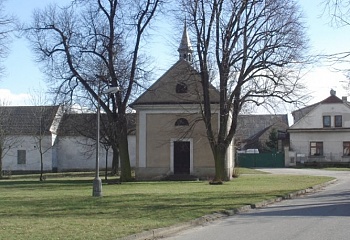 Tři Dvory