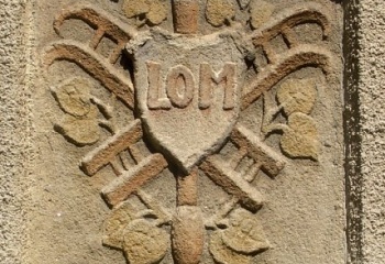 Lom