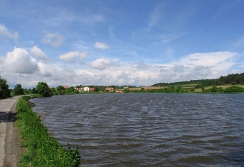 Pozďatín