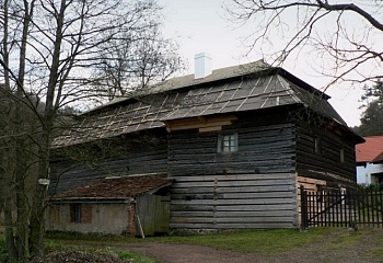 Ostrovec-Lhotka