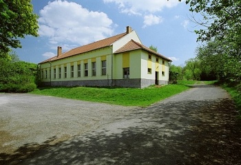 Čestín