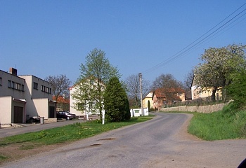 Cetyně