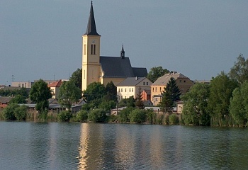 Dolní Benešov