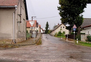 Račice nad Trotinou