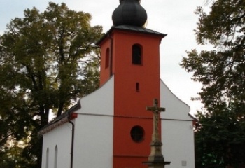 Ústín