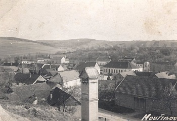 Mouřínov