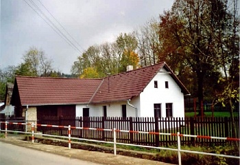 Černá