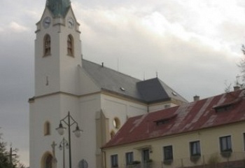Strání