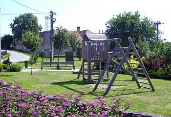 Skřinářov